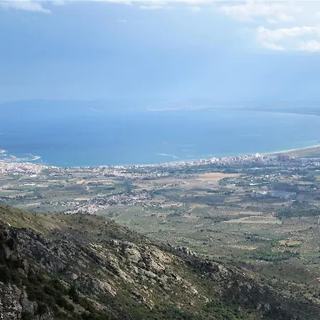 & Panoramic Olivars *