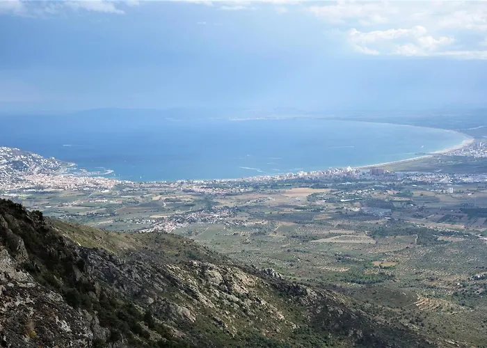 & Panoramic Olivars 3*